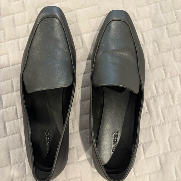 Vince Women's Black Leather Loafers - Picture 2 of 4